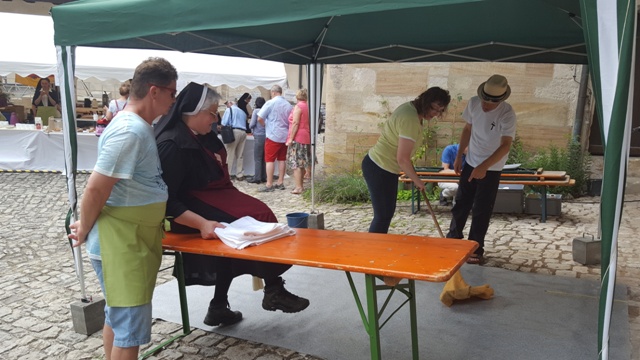 Weggemeinschaft auf dem Heinrichsfest